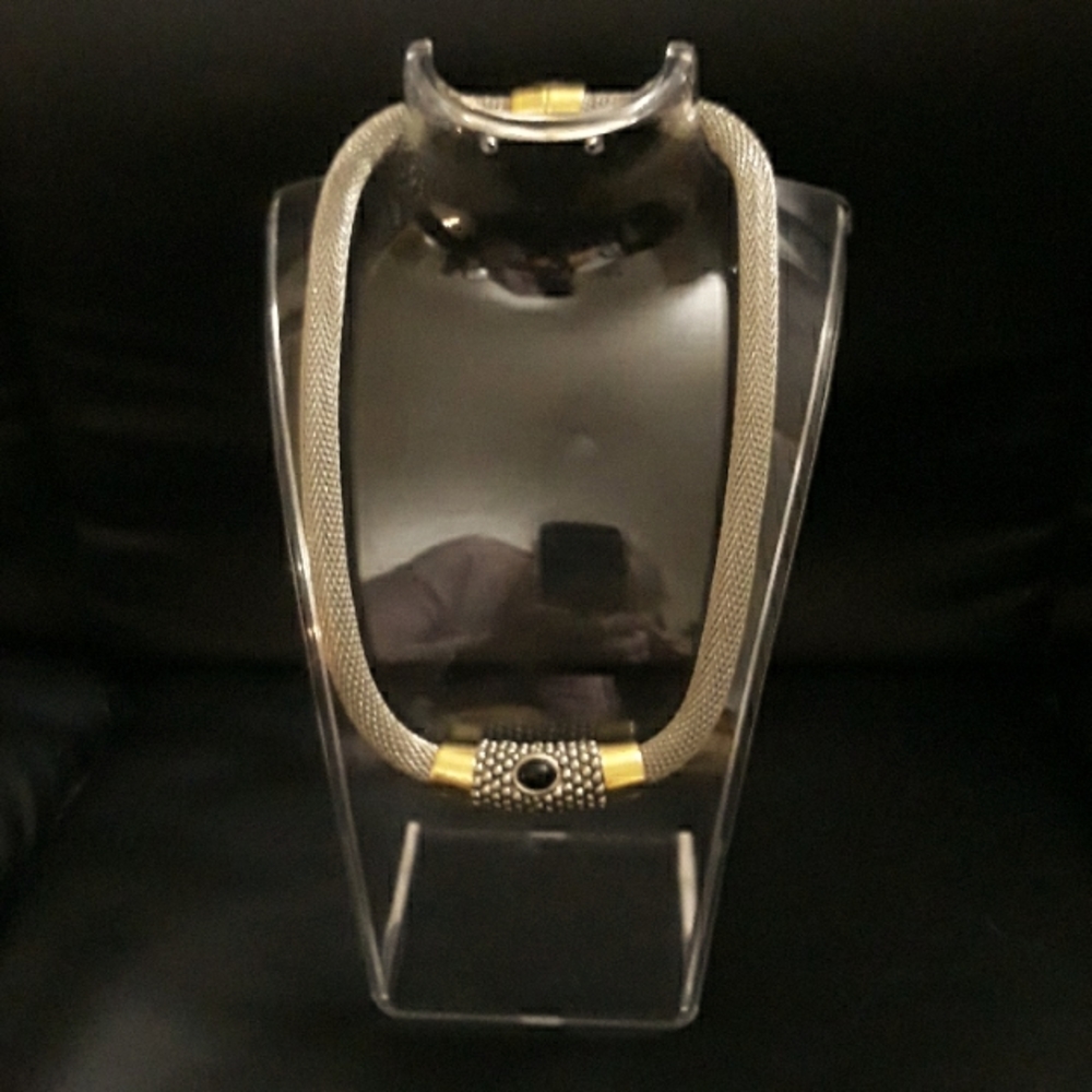 Vintage Collection w/Gold, Silver and Black Stone